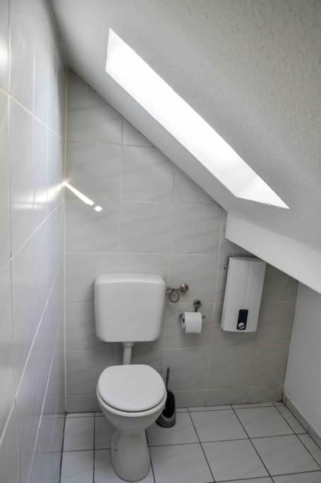 Schoene Dachgeschosswohnung Nahe Koeln Екстериор снимка